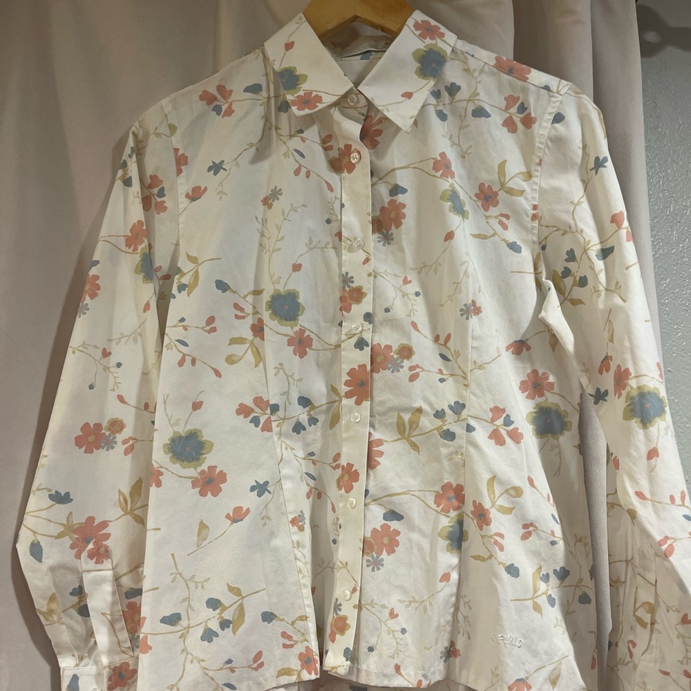 Women’s Orvis Button Down Shirt Blouse Size 8 Excellent Condition